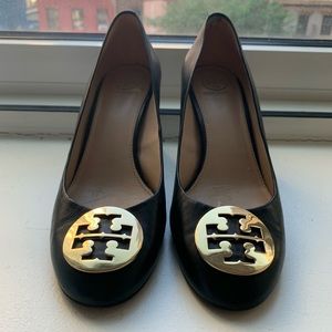Tory Burch logo black leather heels. Size 8.